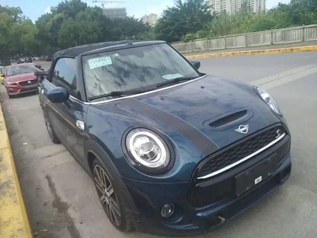 MINI Hatch — Фото автомобиля 3