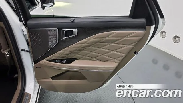 Kia K8 Hybrid — Фото автомобиля 14