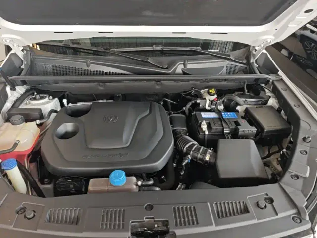 Changan CS75 — Фото автомобиля 19