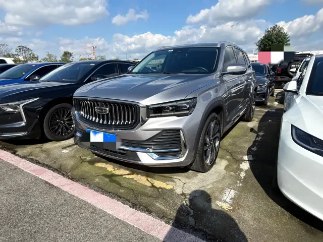 Фотография автомобиля — Geely Xingyue L