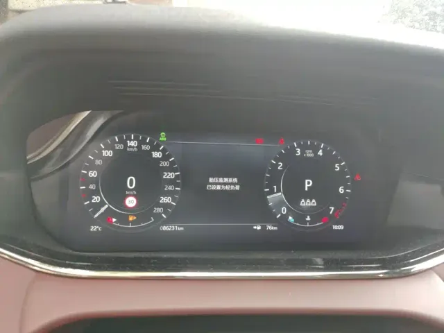 Land Rover Range Rover Evoque — Фото автомобиля 7