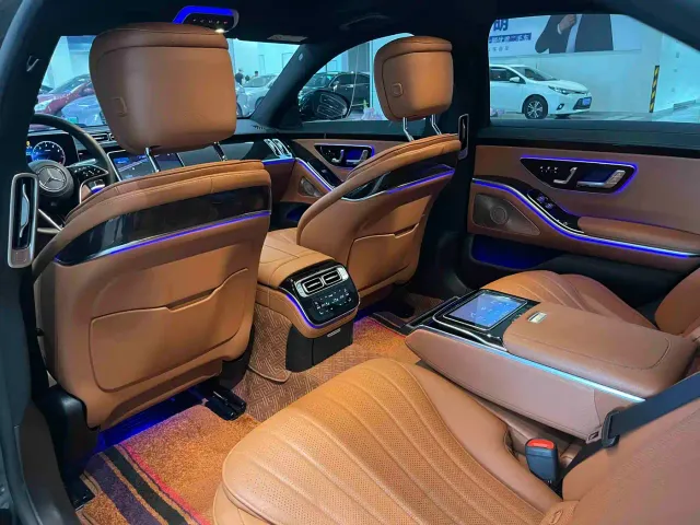 Mercedes-Benz S-Class — Фото автомобиля 9