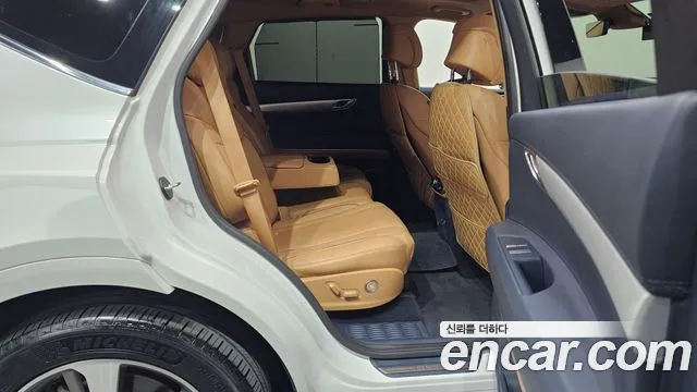 Genesis GV80 — Фото автомобиля 11