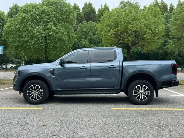 Ford Ranger — Фото автомобиля 3
