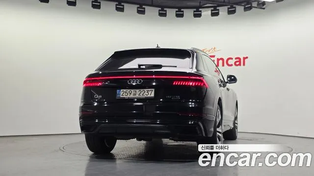 Audi Q8 4M — Фото автомобиля 4