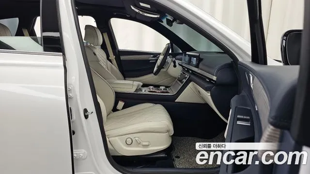 Genesis GV80 — Фото автомобиля 17