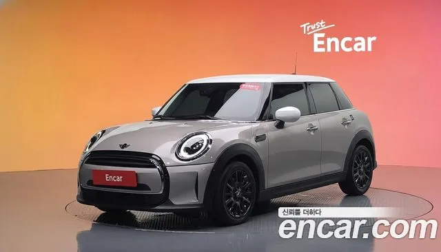 Фотография автомобиля — MINI Cooper
