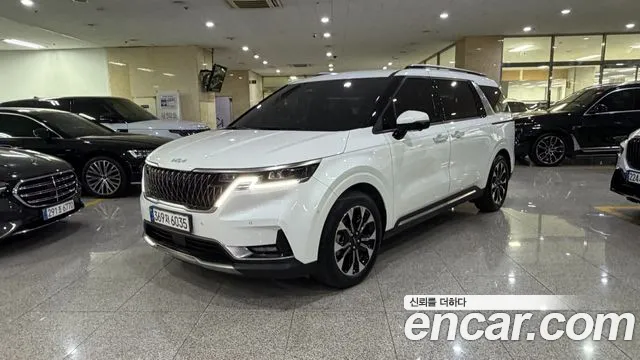 Фотография автомобиля — Kia Carnival Generation 4