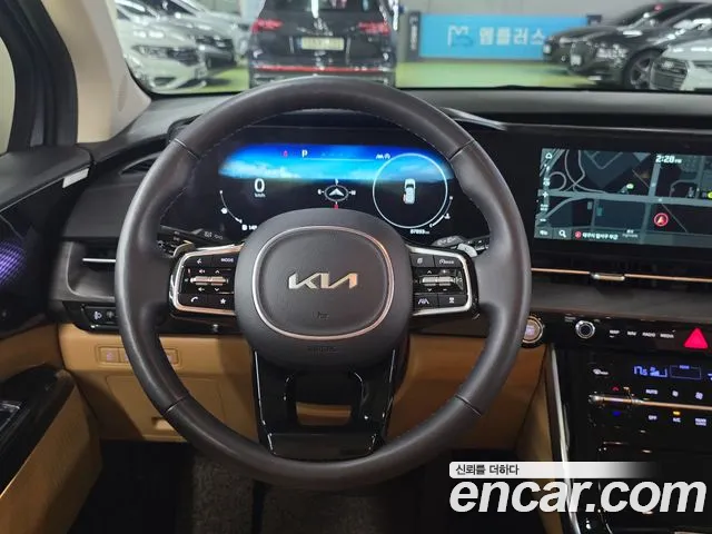 Kia Carnival Generation 4 — Фото автомобиля 10