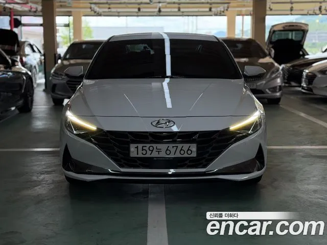 Hyundai Avante CN7 — Фото автомобиля 3
