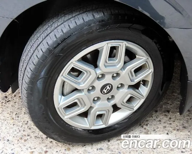 Hyundai Staria — Фото автомобиля 5