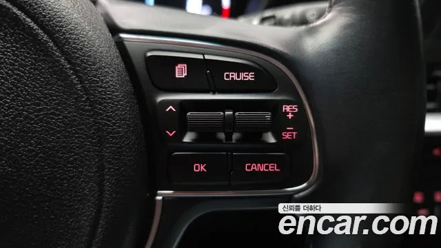 Kia Niro — Фото автомобиля 16