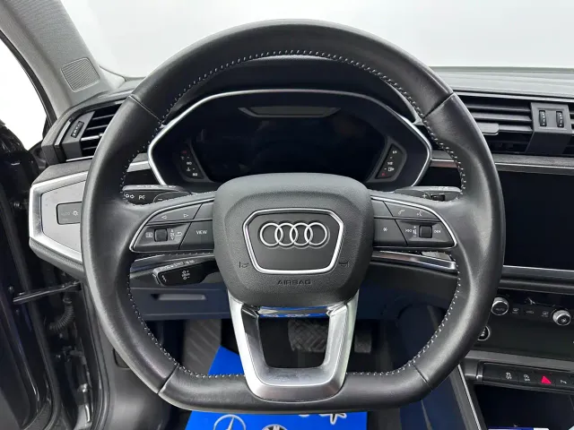 Audi Q3 — Фото автомобиля 16