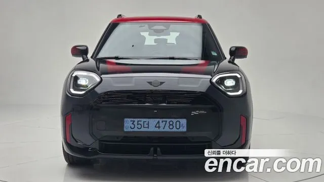 MINI Aceman 1st Gen — Фото автомобиля 3
