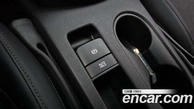 Kia Seltos — Фото автомобиля 12
