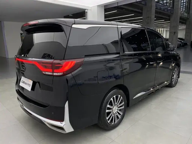 GAC Trumpchi M8 — Фото автомобиля 10