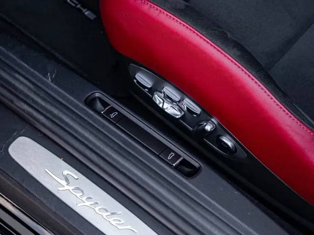 Porsche 718 — Фото автомобиля 15