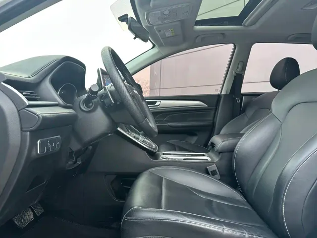 Haval M6 — Фото автомобиля 10
