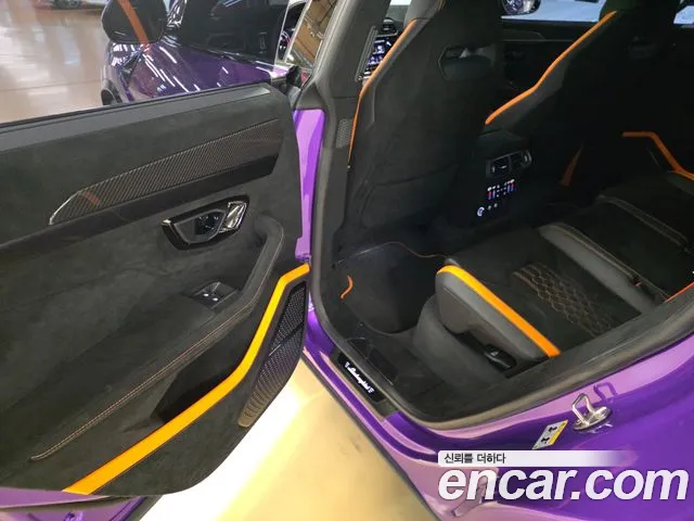 Lamborghini Urus — Фото автомобиля 16