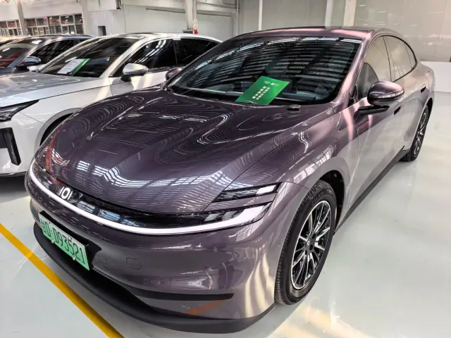 Фотография автомобиля — Changan Qiyuan A06