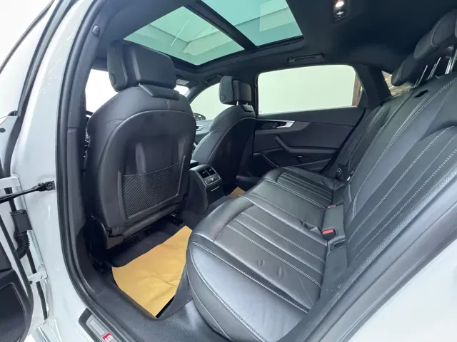 Audi A4L — Фото автомобиля 14