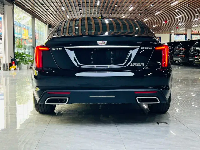 Cadillac CT5 — Фото автомобиля 16