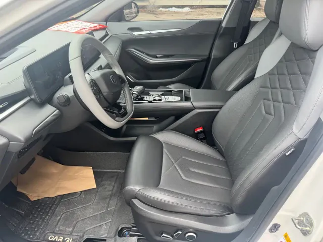 Changan Raeton Plus — Фото автомобиля 5