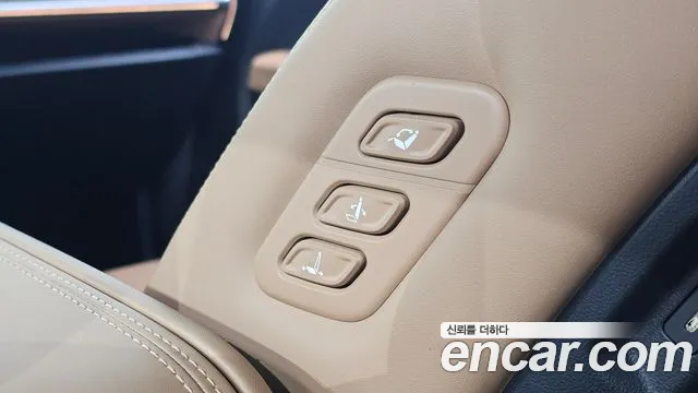 Hyundai Santa Fe MX5 — Фото автомобиля 16