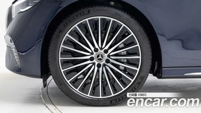 Mercedes-Benz E-Class W214 — Фото автомобиля 5