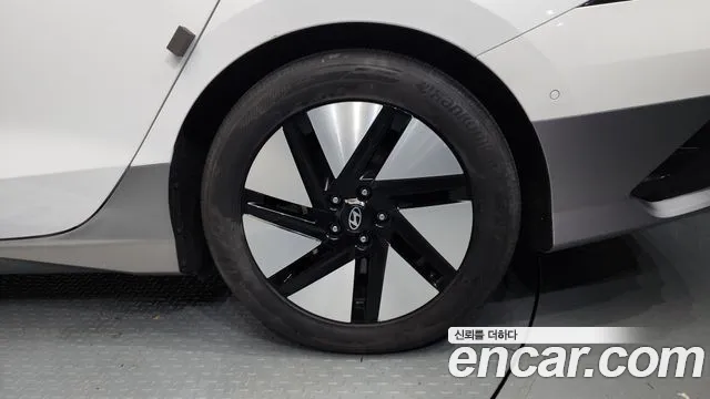 Hyundai Ioniq6 Long Range AWD — Фото автомобиля 20