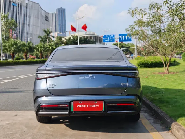 BYD Seal — Фото автомобиля 9
