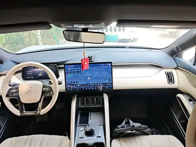 BYD Song L EV — Фото автомобиля 9