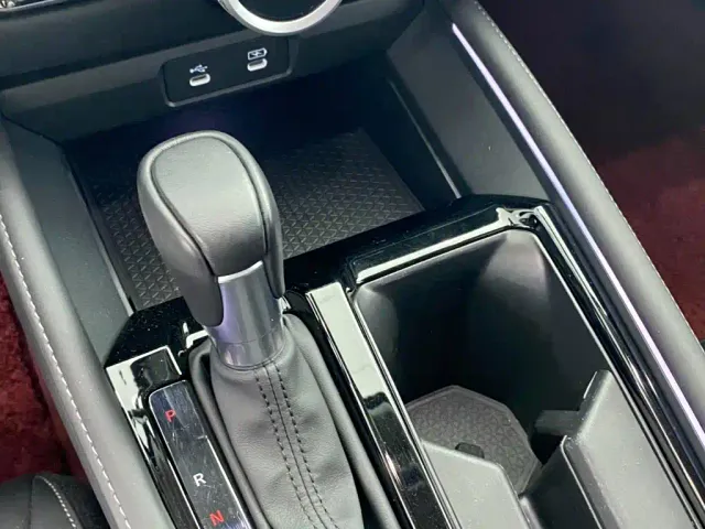 Honda Accord — Фото автомобиля 6