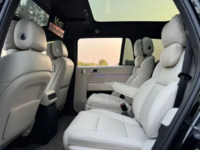 Li Auto L9 — Фото автомобиля 13