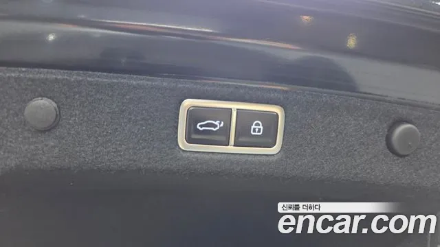 Hyundai Grandeur GN7 — Фото автомобиля 29