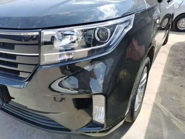 Wuling Zhengcheng — Фото автомобиля 23