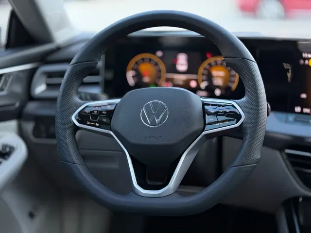 Volkswagen Lamando — Фото автомобиля 12