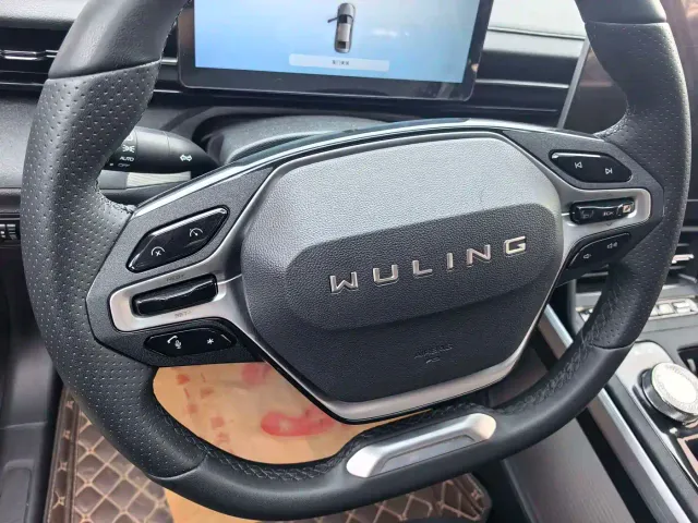 Wuling Starlight — Фото автомобиля 6