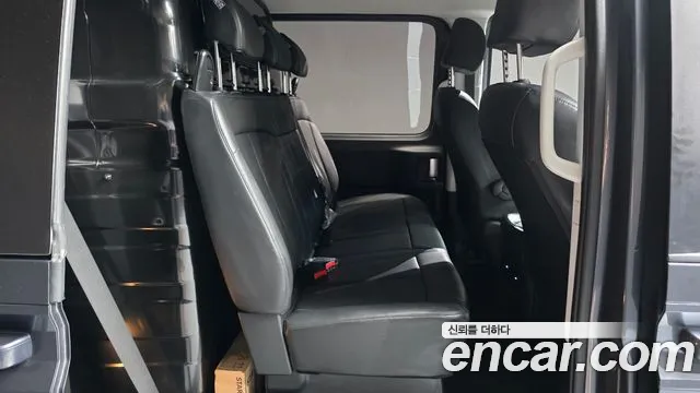 Hyundai Staria — Фото автомобиля 11