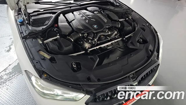 BMW 8-Series — Фото автомобиля 6