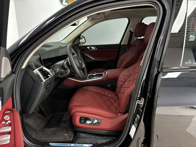 BMW X5 — Фото автомобиля 11