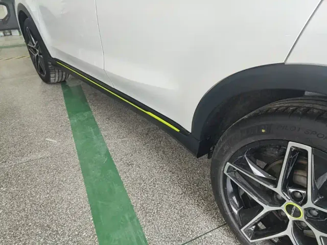 Roewe RX5 — Фото автомобиля 21