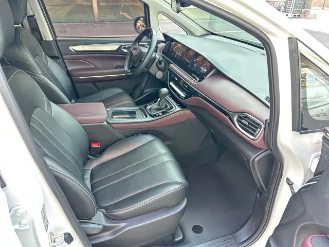 GAC Trumpchi M6 — Фото автомобиля 15