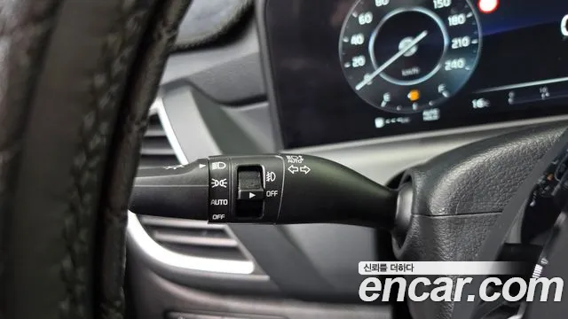 Kia Seltos New — Фото автомобиля 23