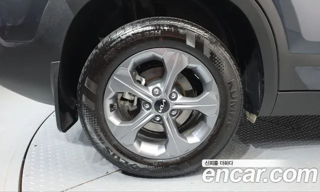 Kia Seltos — Фото автомобиля 6