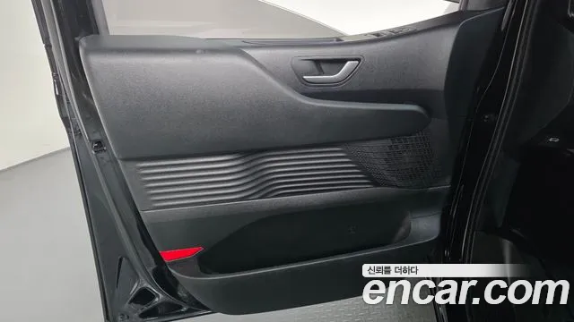 Hyundai Staria — Фото автомобиля 23