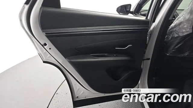 Hyundai Tucson Бензин 1.6 турбо 2WD — Фото автомобиля 7