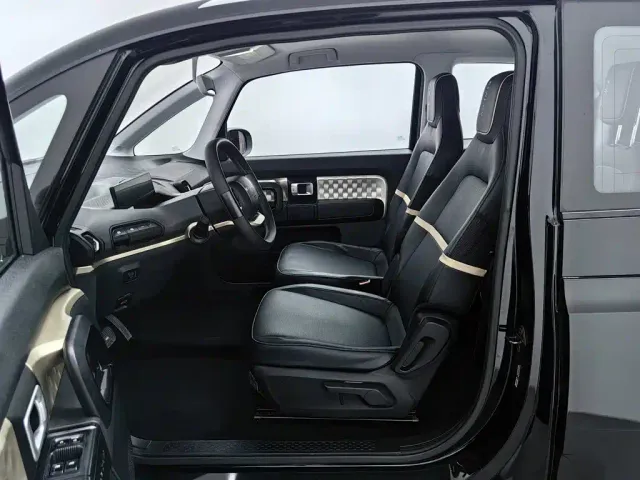 Baojun KiWi EV — Фото автомобиля 10