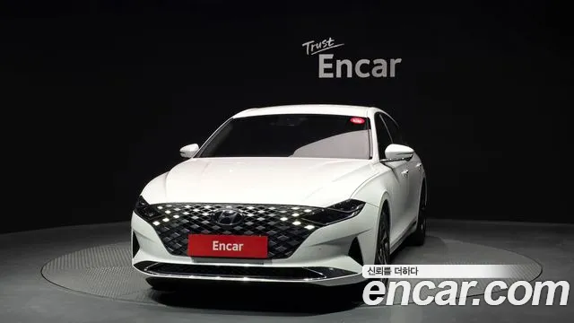 Hyundai Grandeur — Фото автомобиля 3