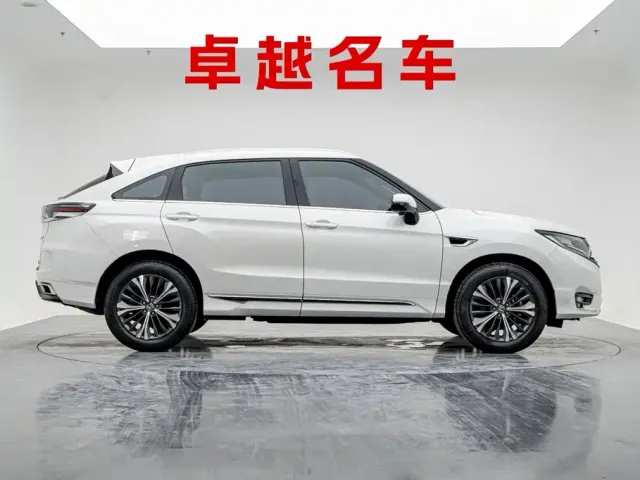 Honda UR-V — Фото автомобиля 3